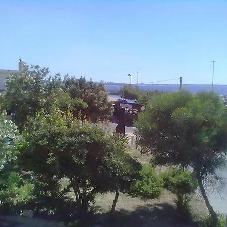 Rent Independent Air-conditioned In Le Castella